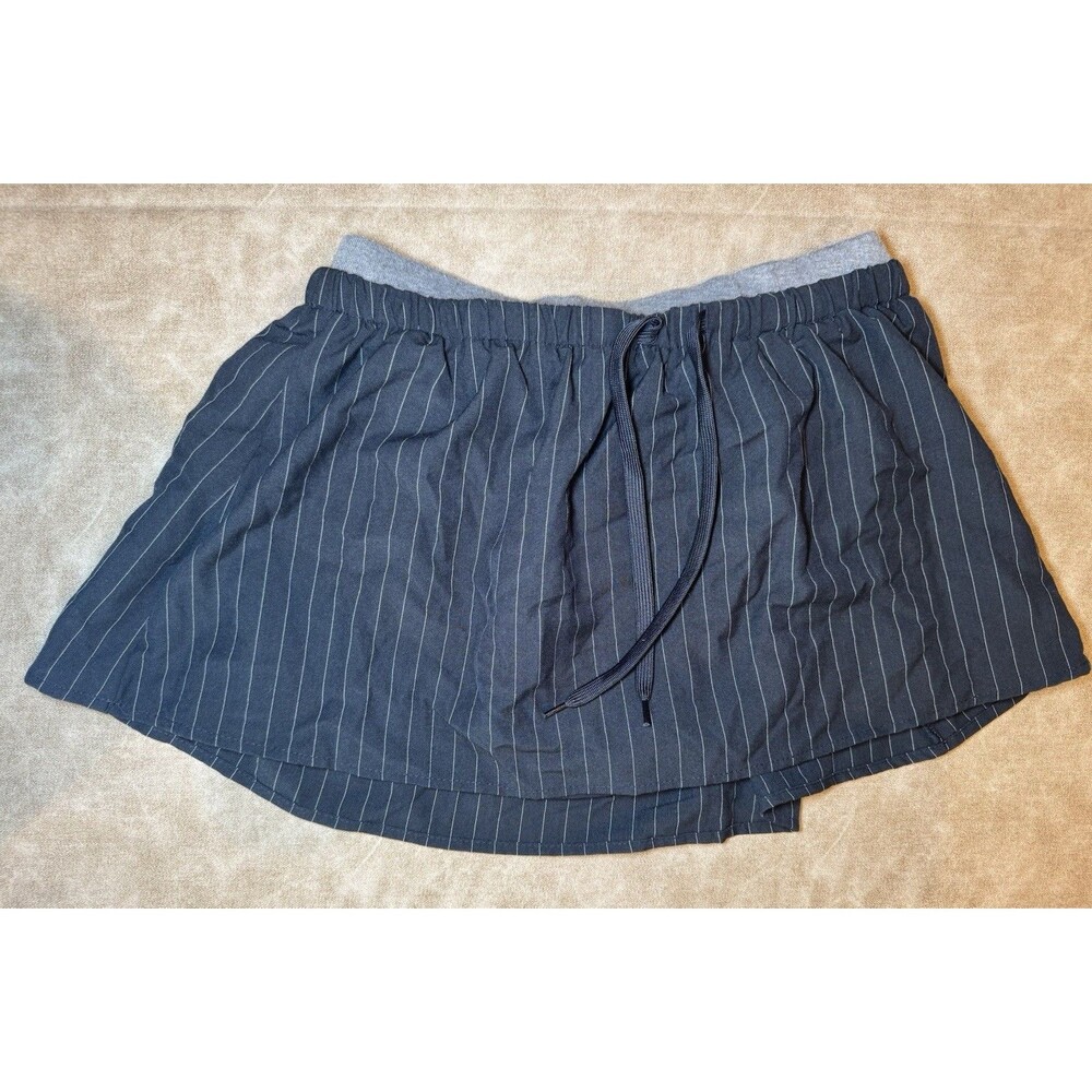 Pinstripe Mini Skirt Grey/White Size MEDIUM M With Shorts Underneath